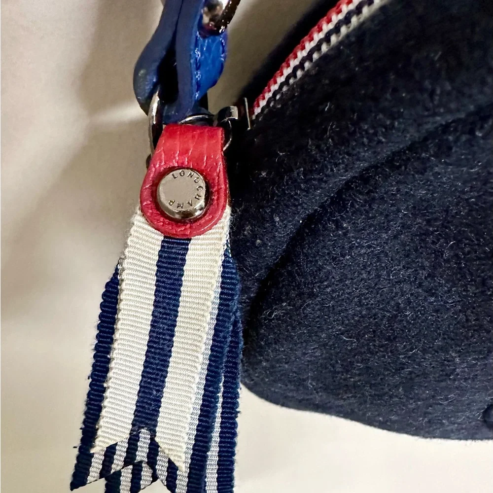 Longchamp Cocarde Round Crossbody Bag Paris 1948 Wool Felt Rare - Picture 9 of 12